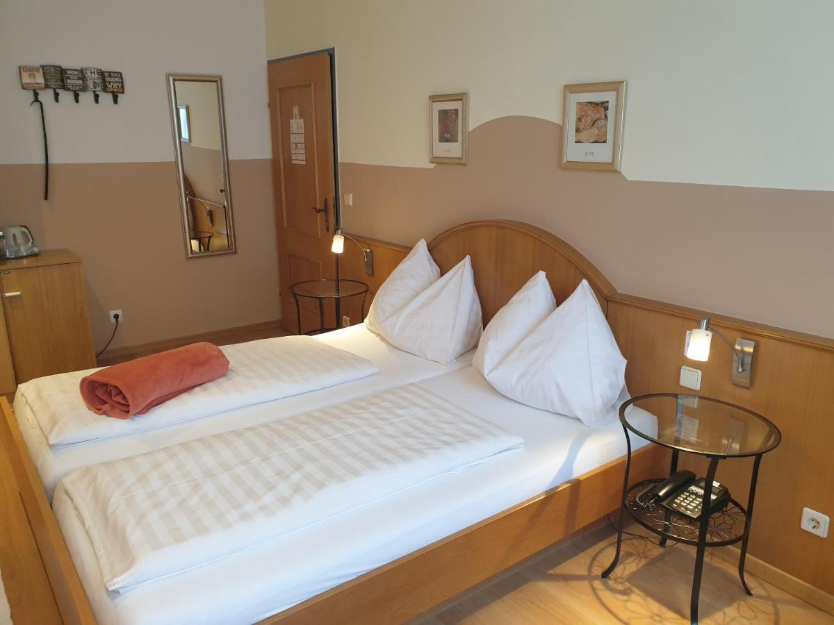 Hotel Pension Alte Muehle Klosterneuburg Extérieur photo