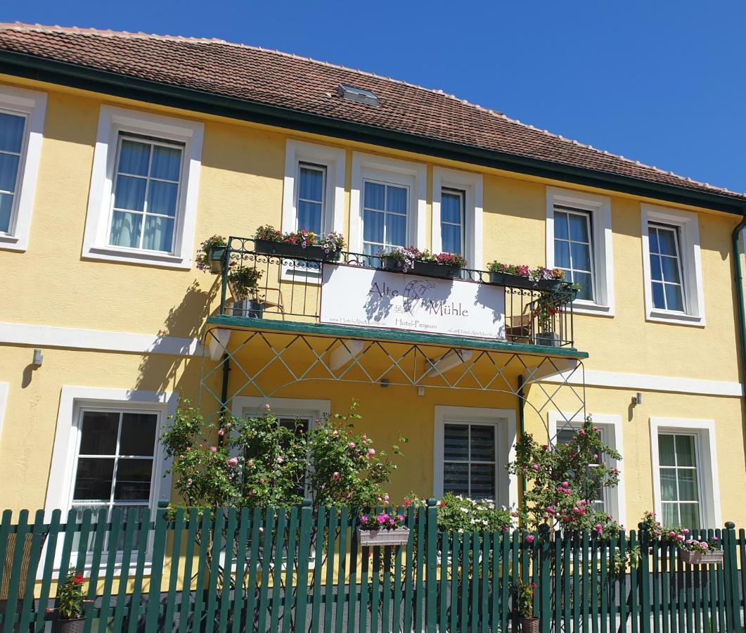 Hotel Pension Alte Muehle Klosterneuburg Extérieur photo